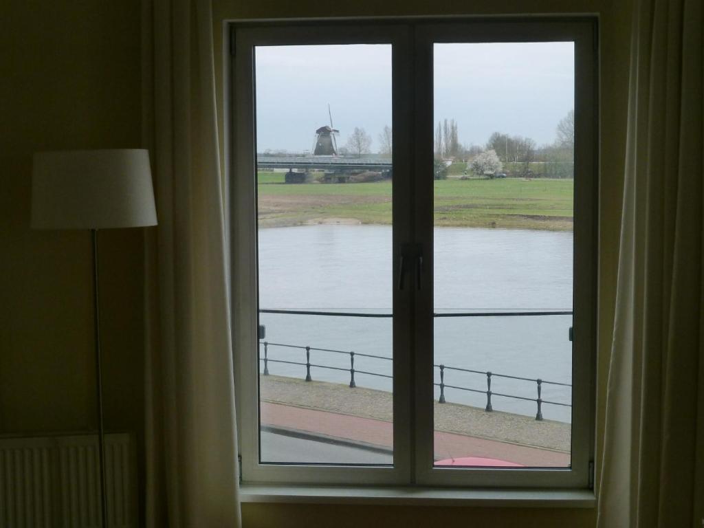 Hotel De Vischpoorte, Hartje Deventer En Aan De Ijssel Habitación foto