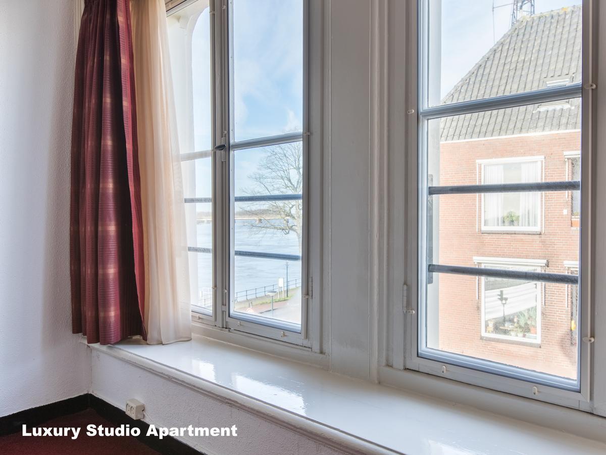 Hotel De Vischpoorte, Hartje Deventer En Aan De Ijssel Exterior foto